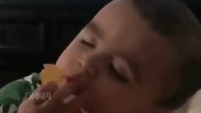 وقتی هم خوابت میاد هم گشنته