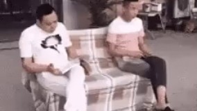 دو تا رفیق خوب داشته باشی دیگه نیاز به دشمن نداری