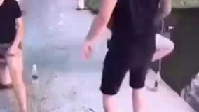 هر کسی یه رفیق موذی داره