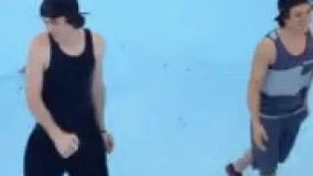 وقتی جلو دوستام میخام حرکت نمایشی بزنم