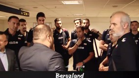 کلیپ از این پرچم جهان آغاز میشه در رابطه با سکو و مدال تیم ملی ایران در والیبال