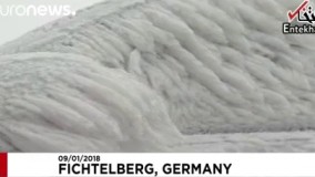 سوز و سرما در آلمان ماشین‌ها را تبدیل به مجسمه یخ کرد