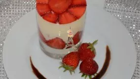 Tiramisu aux fraises تیرامیسو توت‌فرنگی 