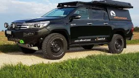  دانلود ویدیو ماشین hilux v1 در جاده