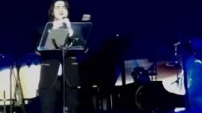 دانلود اجرای زنده و فوق العاده زیبای محسن یگانه به نام یک هفته به عید