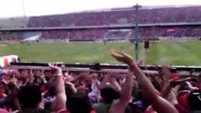 ویدیو خداحافظی هواداران پرسپولیس با اسطوره تکرار نشدنی فوتبال آسیا مهدی مهدوی کیا