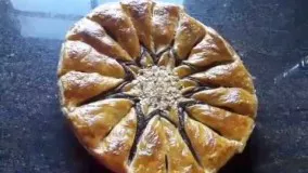 Tarta de hojaldre con chocolate / تارت بالعجينة المورقة والشكلاطة