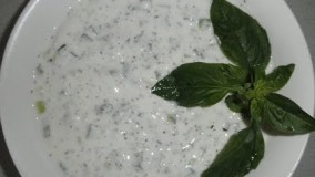 Yogurt And Cucumber Dip ماست و خیار