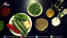 رشته با سبزيجات و رولت گوشت