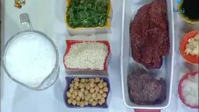 آش دوغ همراه کوفته ریزه