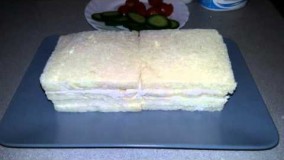 ساندویچ کیک با ژامبون مرغ 