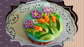 تزیین کاپ کیک به شکل گل بسیار زیبا 8