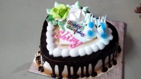 تزیین کیک شکلات قلبی