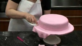 تزیین کیک/ پوشش سطح کیک