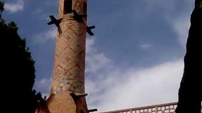 تکان خوردن مناره های مناره جنبان اصفهان
