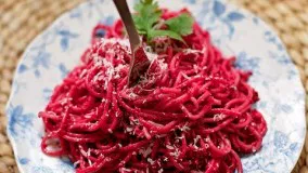 How To make Beetroot Pesto With Pasta - آموزش درست کردن پستوی لبو با پاستا