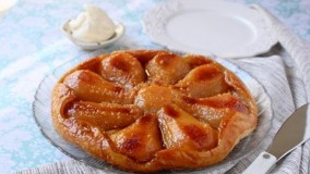 Pear Ginger Tart Tatinپای گلابی