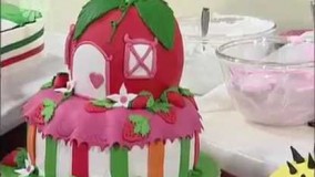 خانه مهر؛ آموزش تزیین کیک توسط مریم شیرزایی در شبکه جهانی جام جم