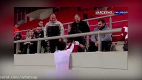 حرکت انسان دوستانه کریم انصاری فرد در بازی دیشب