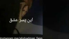 علی شادمان در پشت صحنه نمایش سماعی زاده