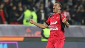 عصبانیت سیدجلال حسینی از بازی دفاعی گسترش و قضاوت داور 