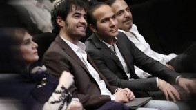 خنده های جالب و دیدنی شهاب حسینی در یک برنامه ی کمدی