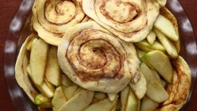 دسر رمضان- تهیه رول سیب و  دارچین-شیرینی ماه رمضان