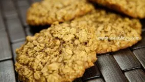 آشپزی رژیمی-شیرینی جو دو سر پرک-دسر رژیمی و راحت