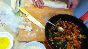 آشپزی مدرن-تهیه بورک ماهی و سبزیجات