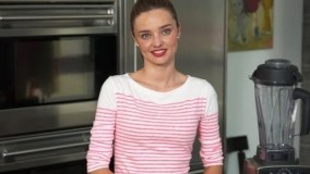 نوشیدنی تابستانی-طرز تهیه اسموتی سالم و ساده