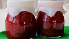 آشپزی ایرانی-تهیه مربا توت فرنگی ساده و خوشمزه در خانه