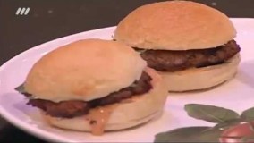 آشپزی مدرن-برگر لذیذ