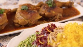 هنر آشپزی-تهیه زرشک پلو با مرغ زعفرونی