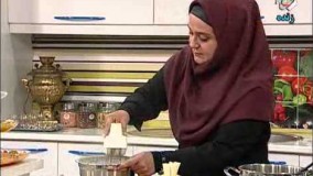 آشپزی ساده-لقمه فنجانی مرغ و تره