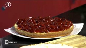 کیک پزی - طرز تهیه  کیک توت فرنگی