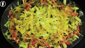 آشپزی آسان - طرز تهیه تخم مرغ همراه با سبزیجات و چپس خوشمزه