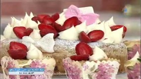 کیک پزی-کیک کرامل آلبالو