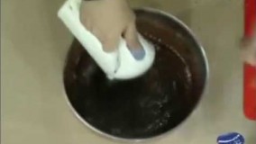 کیک پزی-خانم گلاور برانیز