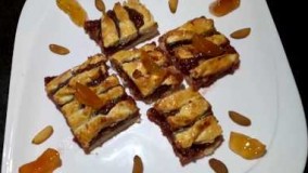 شیرینی پزی-کلوچه دولایه روغنی شیرین با مربا