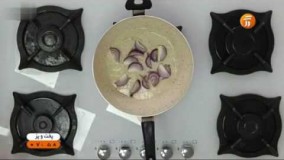 آشپزی مدرن-  پاستا پنه با سس ماهی و سبزیجات