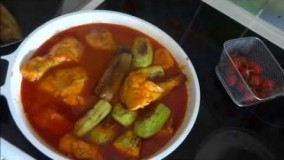 آشپزی ایرانی-تهیه خورشت کدو با مرغ 