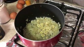 آشپزی ایرانی-آموزش غذاي مشهور آذربايجان چُرَگْ قاتق سنتي و سالم 