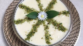 کیک پزی- طرز تهيه فرنى با كيك 