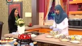 شیرینی پزی- دست پیچ بادام