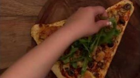 آشپزی مدرن-تهیه خمیر  پیتزای خانگی