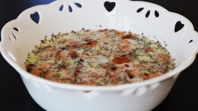 آشپزی آسان-طرز تهیه آب دوغ خیار سنتی