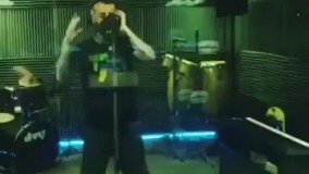 امیر تتلو در حال آماده شدن برای کنسرت شهریور ۹۷