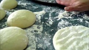 طرز پيتزا درست كردن-از سراسر جهان 13-خمیر پیتزا