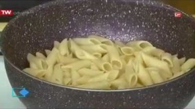 آشپزی آسان- پاستا با سس آلبالو