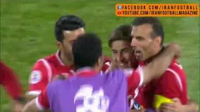 شادی بازیکنان و هواداران پرسپولیس در پایان بازی مقابل الجزیره و صعود به مرحله بعد